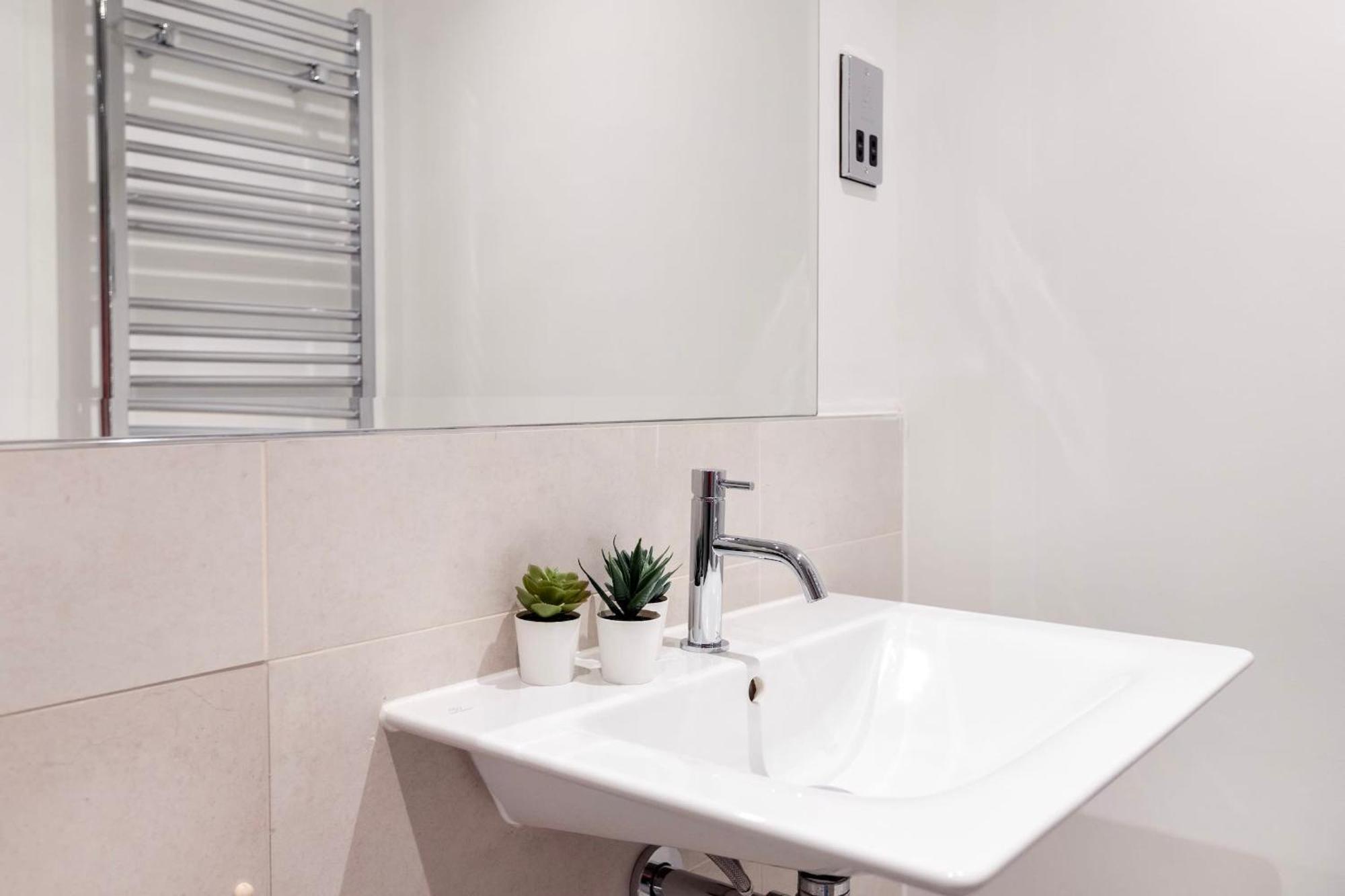 Fitzrovia With Balcony - Cityapartmentstay London Eksteriør bilde