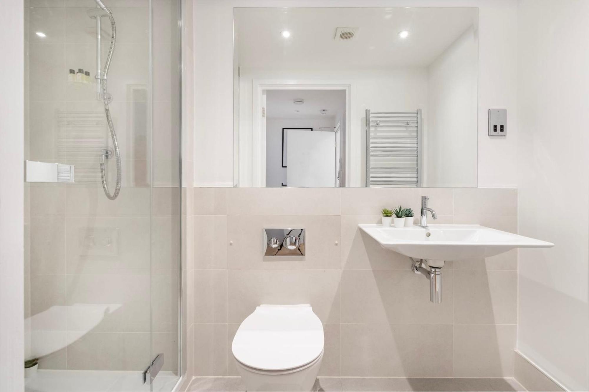 Fitzrovia With Balcony - Cityapartmentstay London Eksteriør bilde
